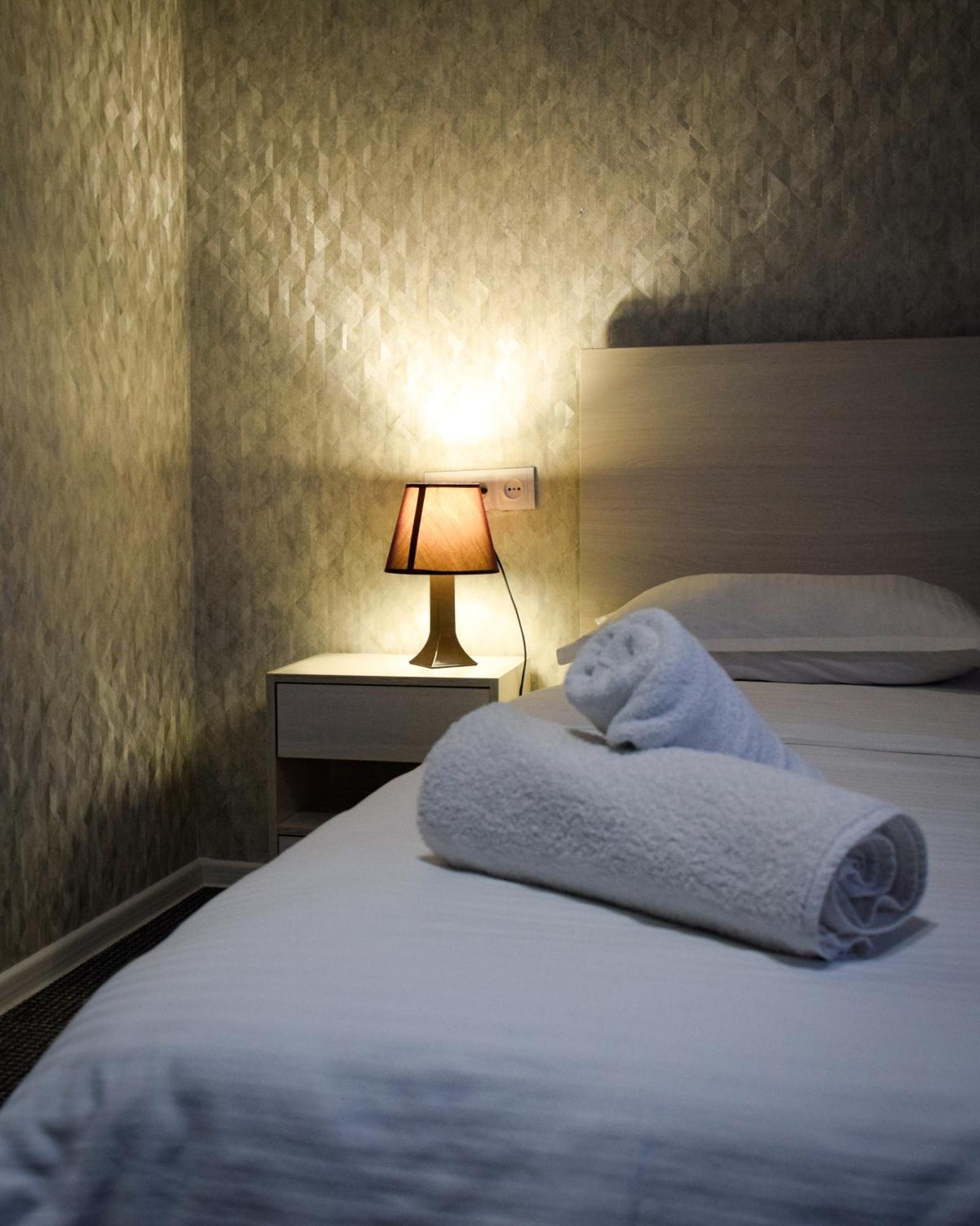 Hotel "Continent" Halal Karagandy Dış mekan fotoğraf